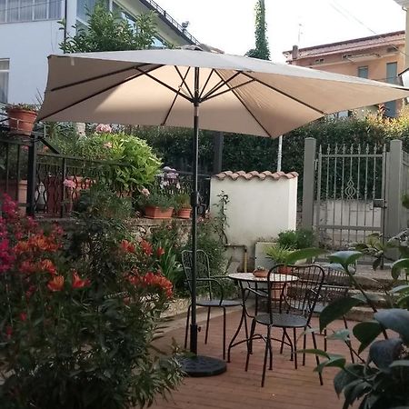Alloggio Per Uso Turistico Da Margherita 퓨기 외부 사진
