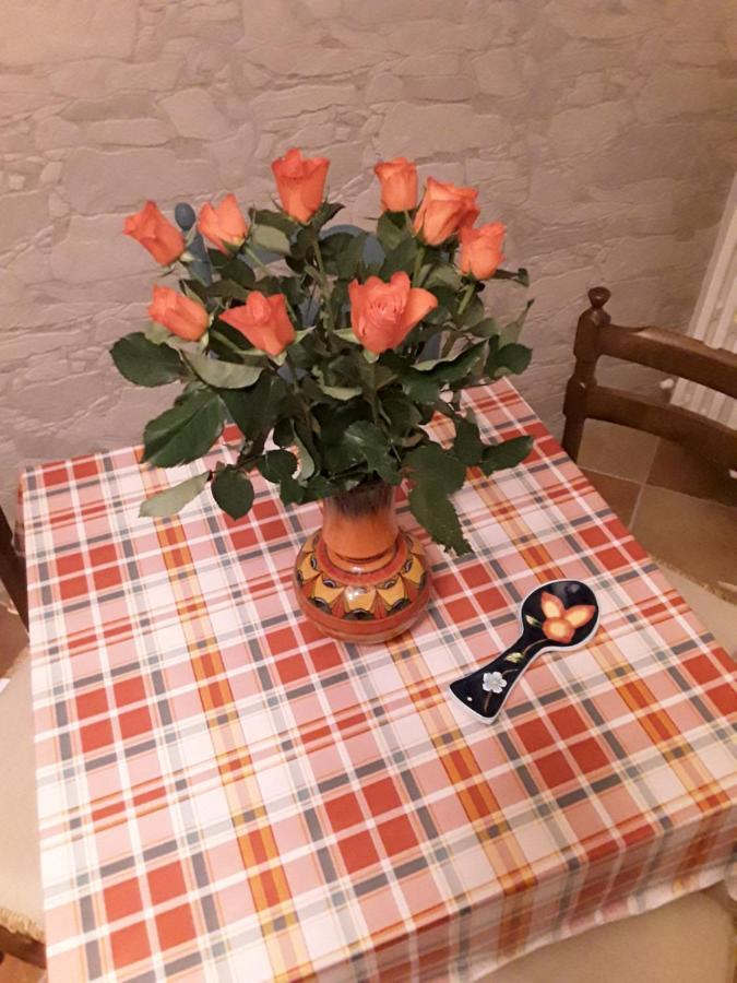 Alloggio Per Uso Turistico Da Margherita 퓨기 외부 사진